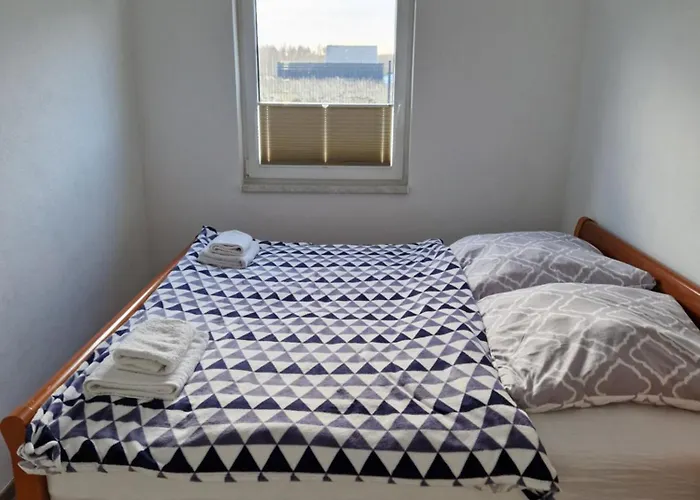 Haus Noah Mit Sauna Und Whirlpool Apartamento Sieroslaw (Kamien)